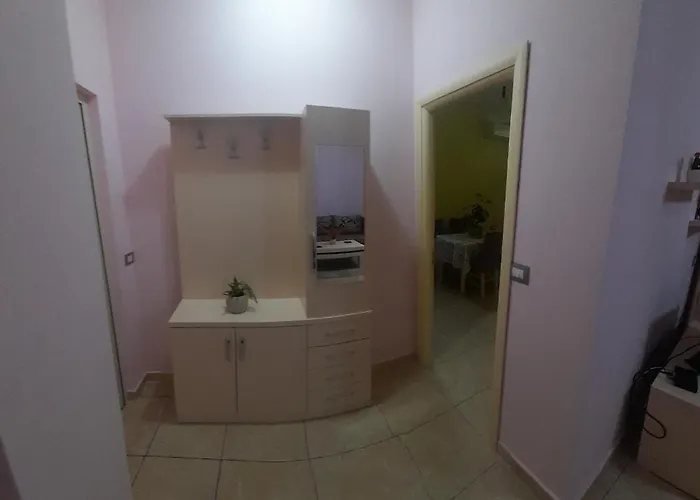 Apartament Andi Tirana